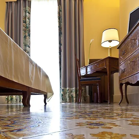 호텔 Regina Isabella-resort Restaurant 5*