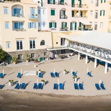 Regina Isabella-resort Restaurant